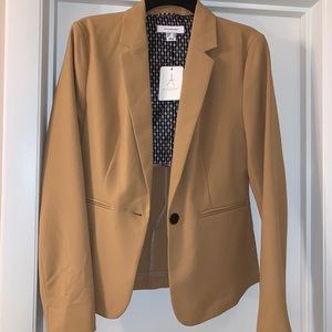 NWT Atmosphere Camel blazer. Size 8.
